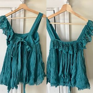 FREE PEOPLE Beautiful&flowy top